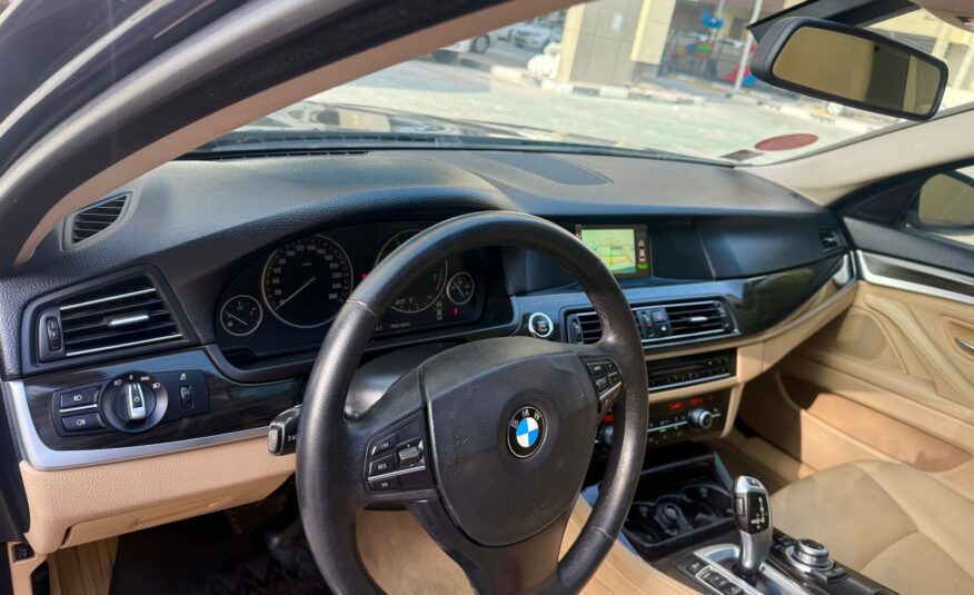BMW 520i
