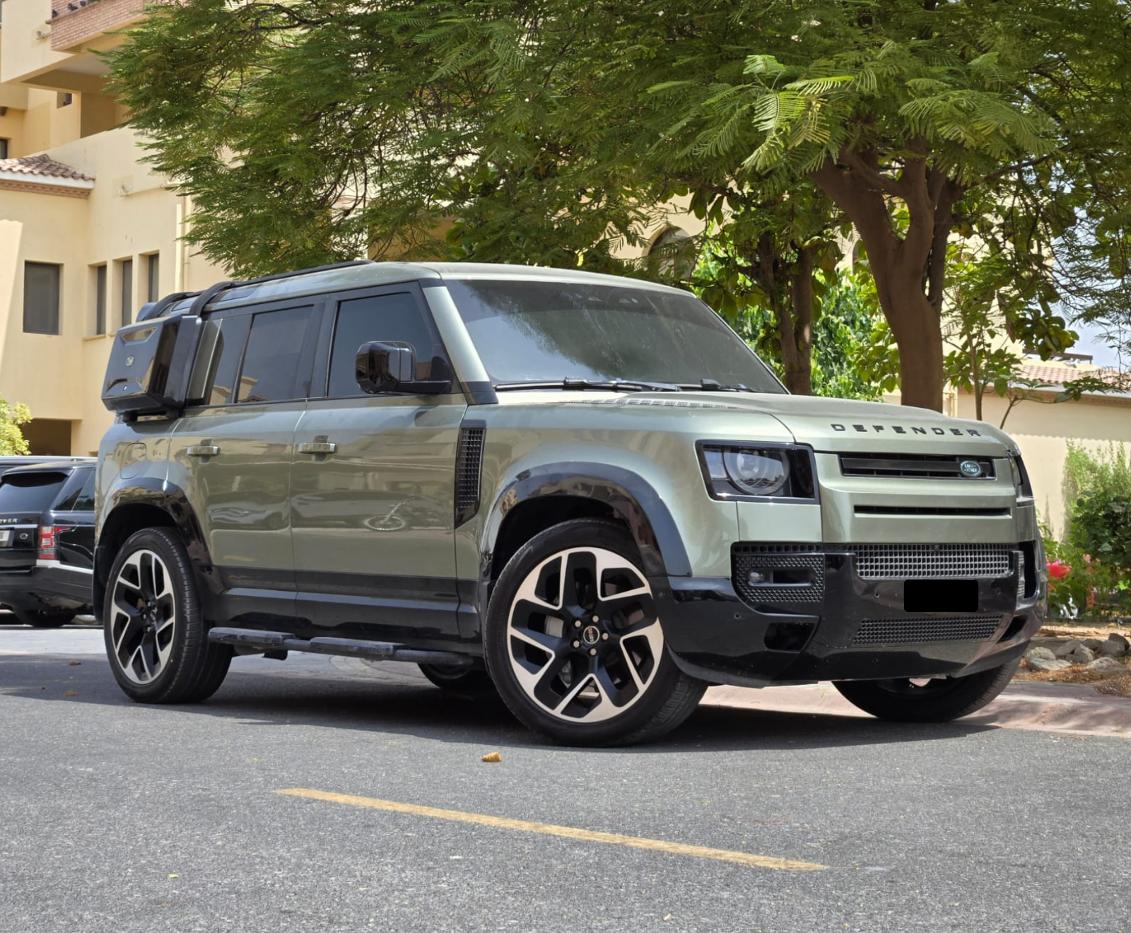 Range Rover Defender