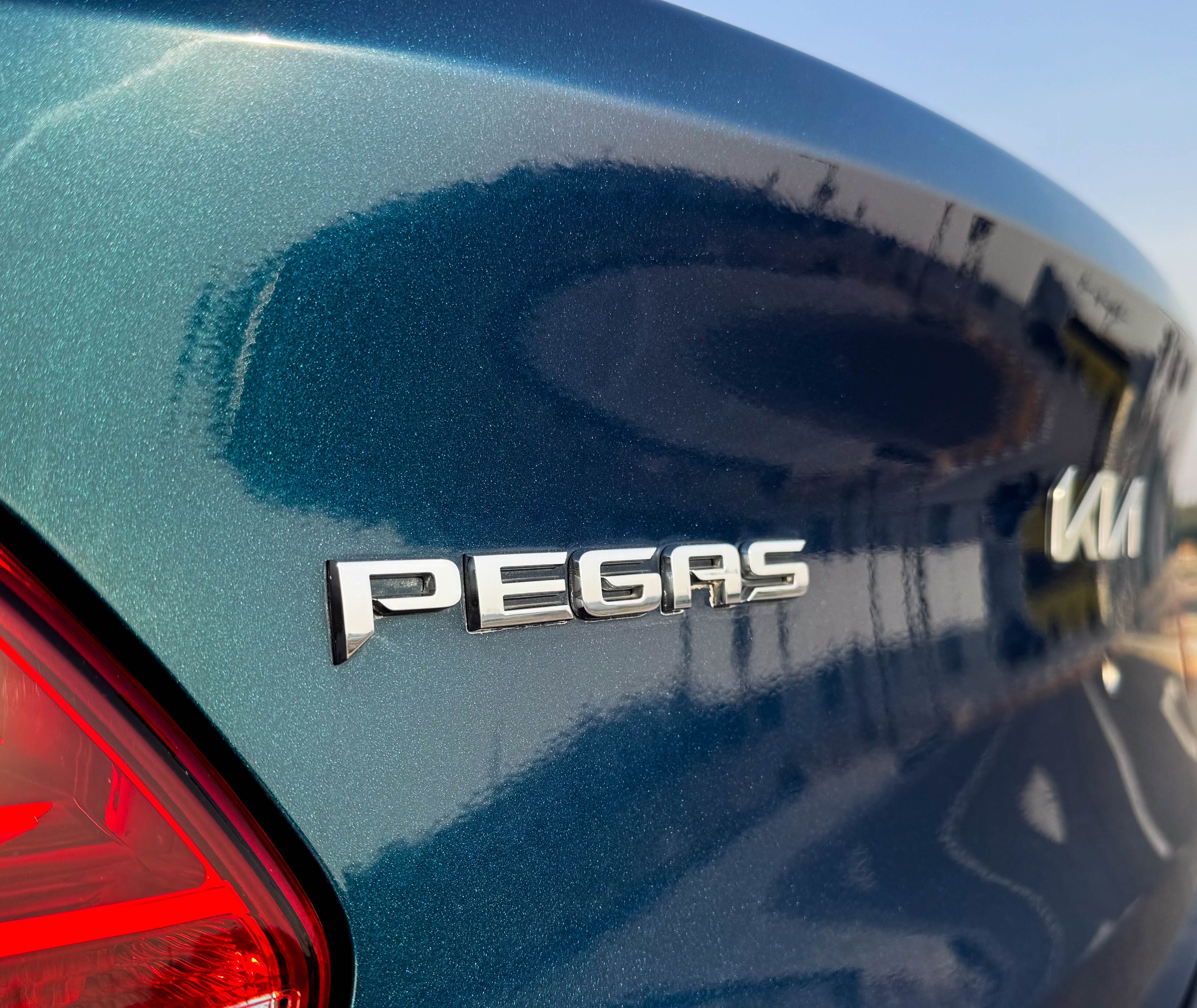Kia Peggas