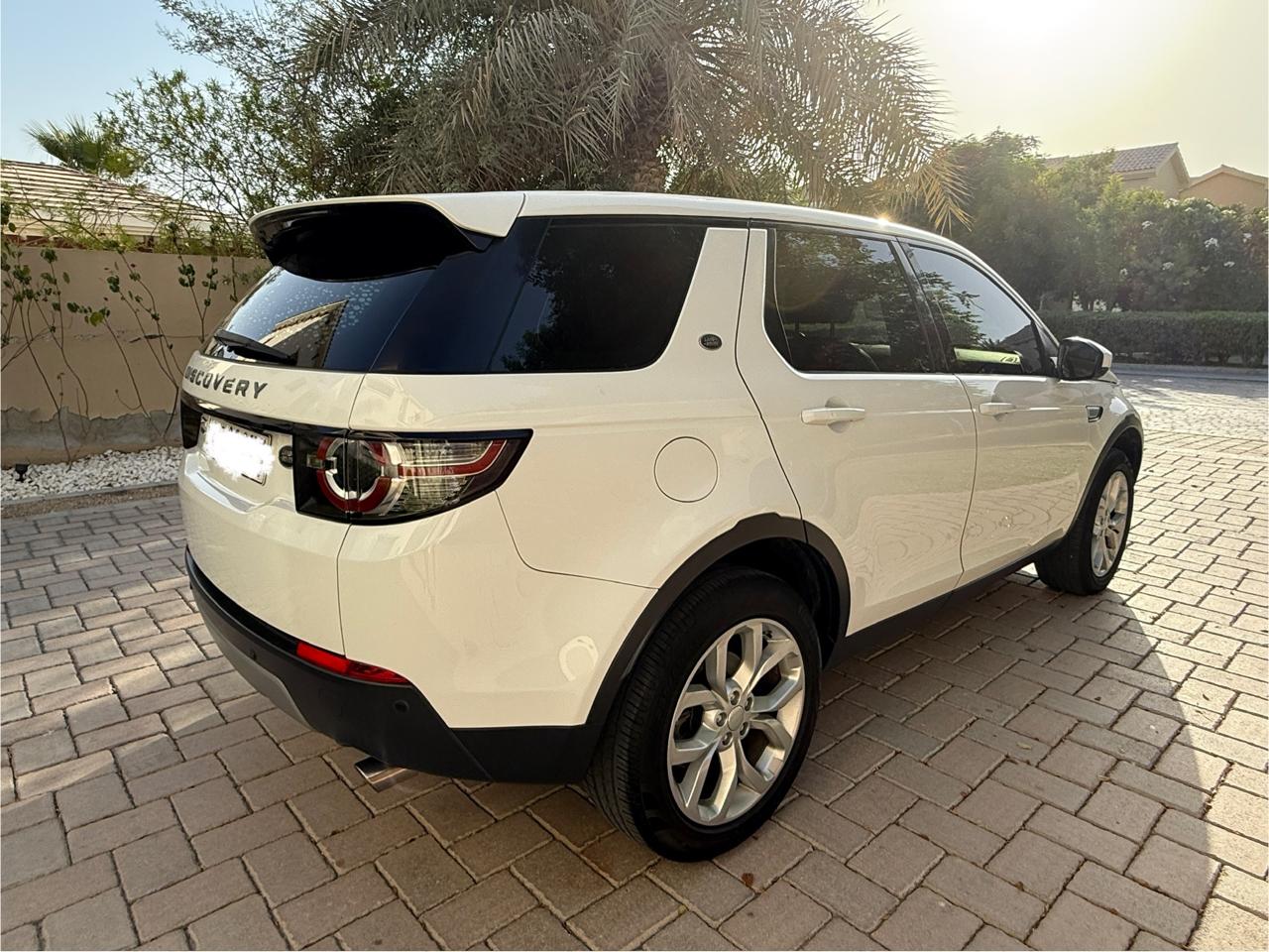 Land Rover – Range Rover Discovery Sport