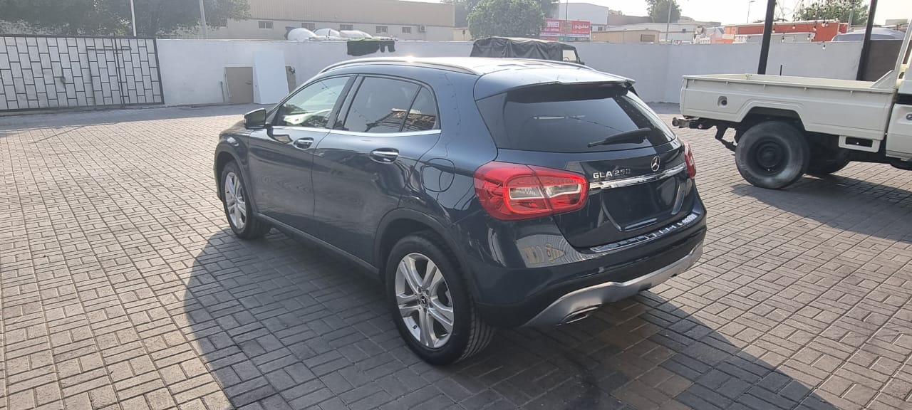 Mercedes GLA 250